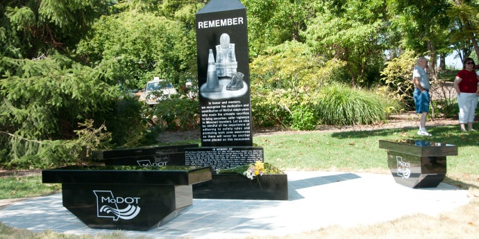 memorial dedication 5.jpg Thumbnail