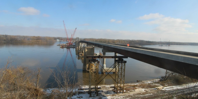 Champ Clark Bridge under construction